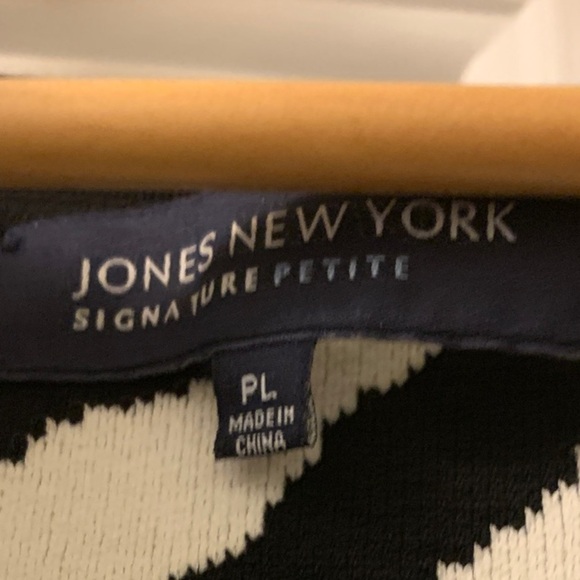 Jones NY Petite - Black & White Zebra Print Cardigan - Picture 4 of 6